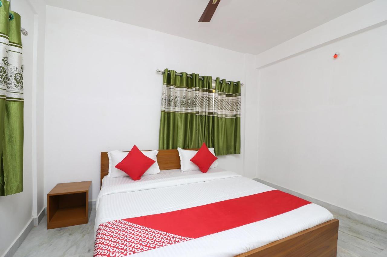 Oyo 30269 Amar Raj Inn Kalkuta Zewnętrze zdjęcie